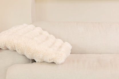 Reversible Double-Sided Fleece Blanket – Ultra Soft & Cozy