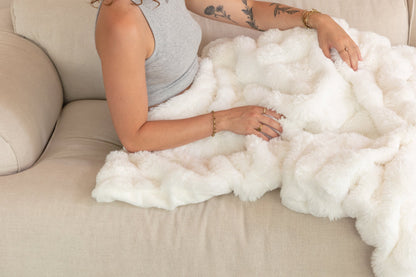 Reversible Double-Sided Fleece Blanket – Ultra Soft & Cozy