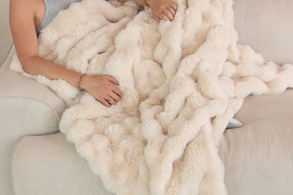 Reversible Double-Sided Fleece Blanket – Ultra Soft & Cozy