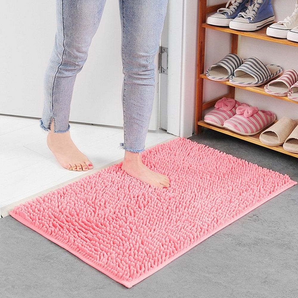 SoftStep Ultra-Soft Chenille Bath Mat – Plush Comfort with Superior Absorbency