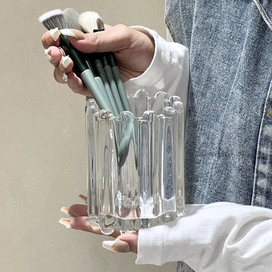 Sleek Makeup Brush Organizer with Curved Stripes